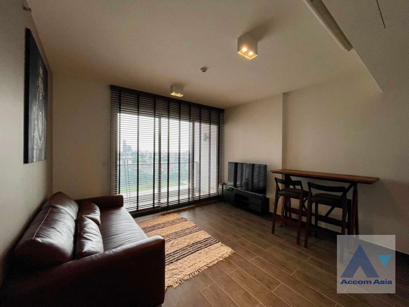 Fully Furnished |  1 Bedroom  Condominium For Rent in Sukhumvit, Bangkok  near BTS Ekkamai (AA36246)