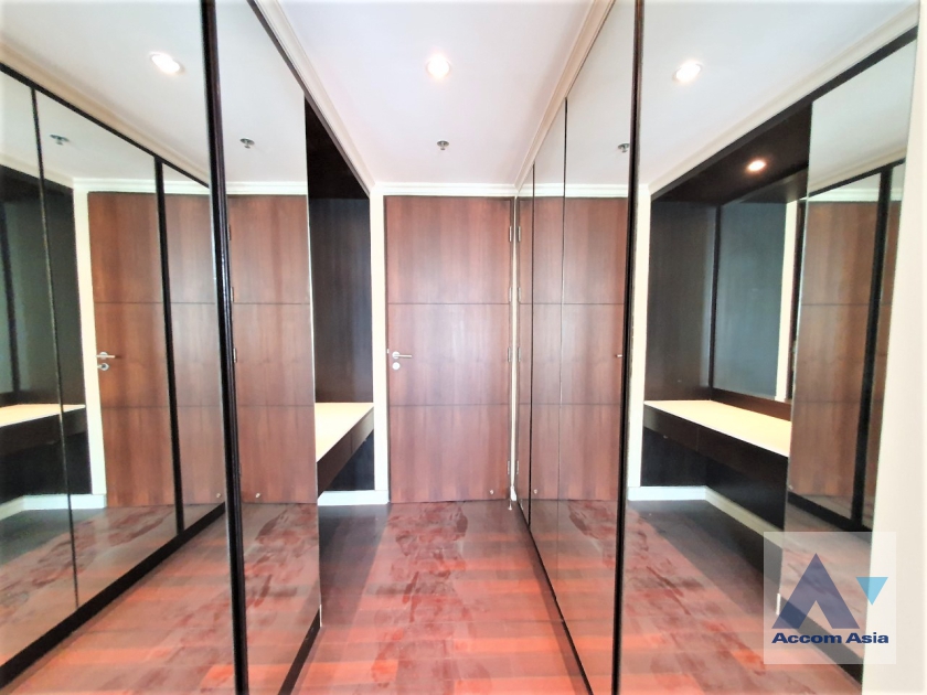 12  2 br Condominium For Sale in Sukhumvit ,Bangkok BTS Nana at The Oleander Sukhumvit 11 AA36250