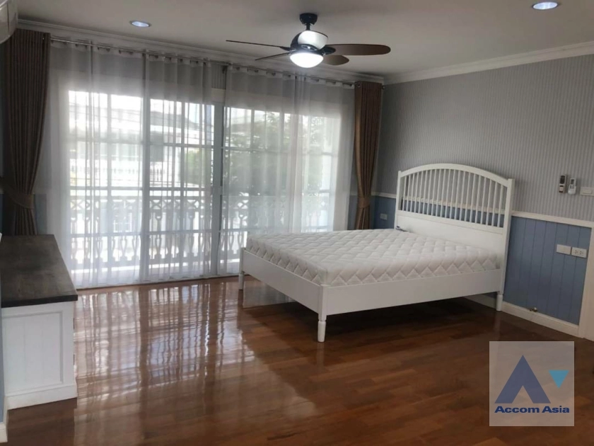 8  3 br House For Rent in Bangna ,Bangkok BTS Bearing at Fantasia Villa 3  AA36258