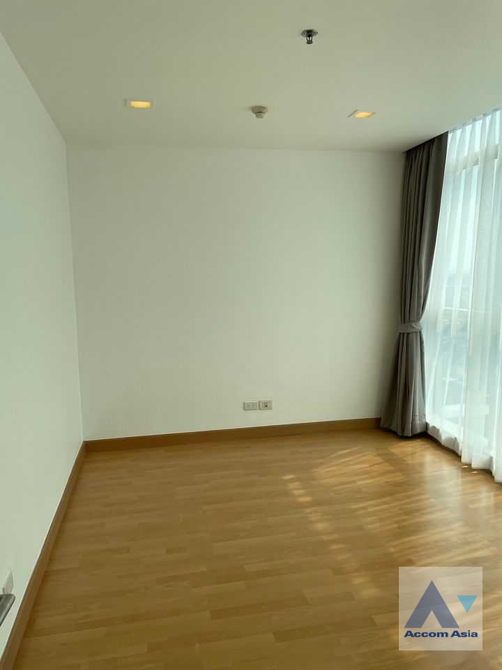 7  2 br Condominium For Sale in Sukhumvit ,Bangkok BTS Ekkamai at Nusasiri Grand Condo AA36358