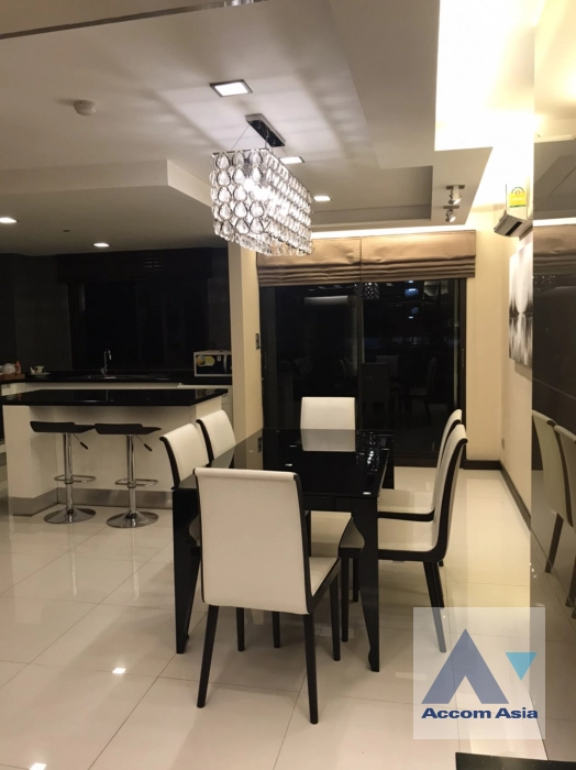 6  3 br Condominium for rent and sale in Silom ,Bangkok BTS Chong Nonsi at Pearl Garden 25058