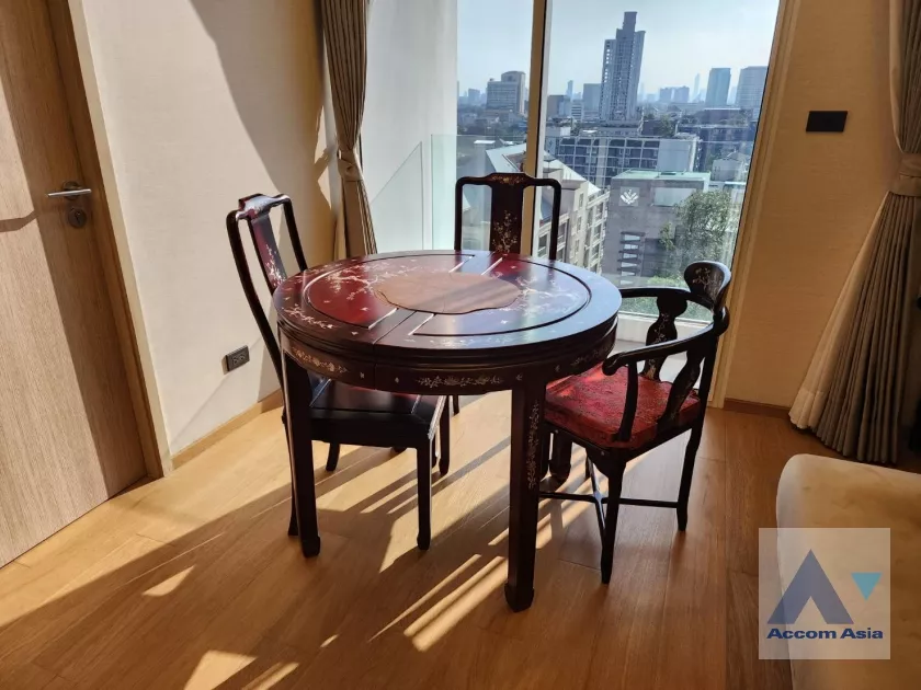  2 Bedrooms  Condominium For Rent in Sukhumvit, Bangkok  near BTS Ekkamai (AA36373)