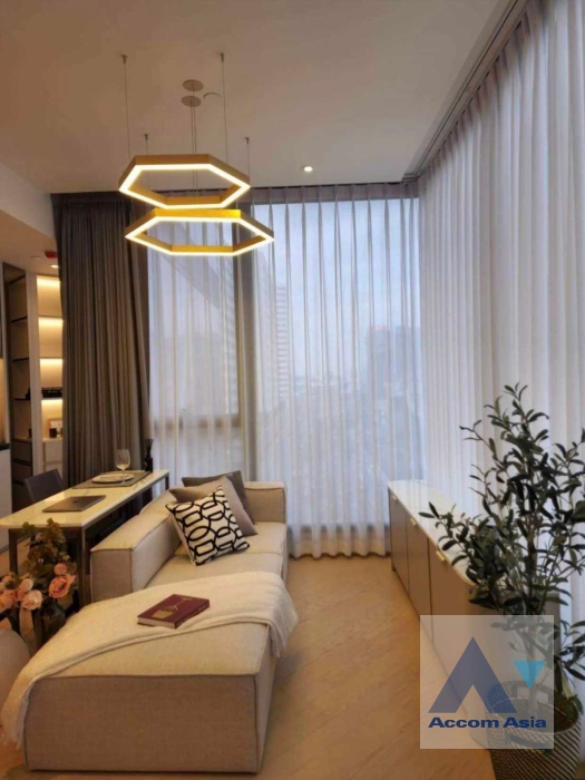  2 Bedrooms  Condominium For Rent & Sale in Ratchadapisek, Bangkok  near MRT Rama 9 (AA36388)