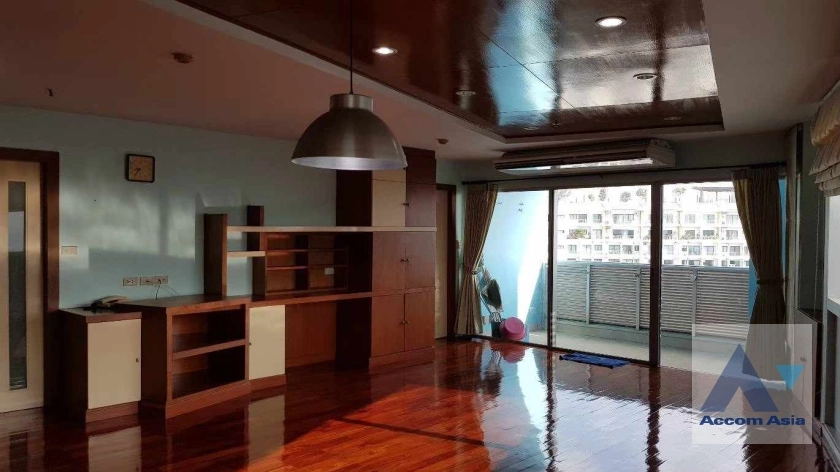  2  2 br Condominium For Sale in Charoenkrung ,Bangkok  at Modern Home Tower AA36413