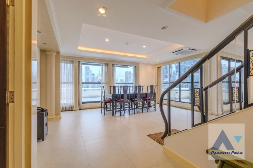  2 Bedrooms  Condominium For Rent & Sale in Ploenchit, Bangkok  near BTS Chitlom (AA36443)