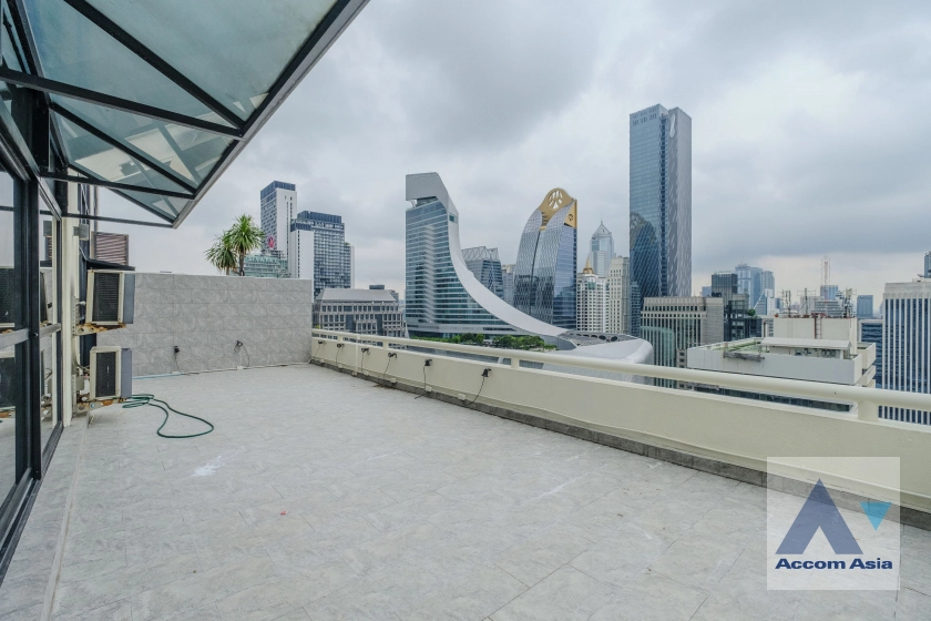  2 Bedrooms  Condominium For Rent & Sale in Ploenchit, Bangkok  near BTS Chitlom (AA36443)