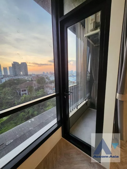  1  Condominium For Rent in Charoen Nakhon ,Bangkok BTS Krung Thon Buri at Chapter Charoennakhon  Riverside AA36466