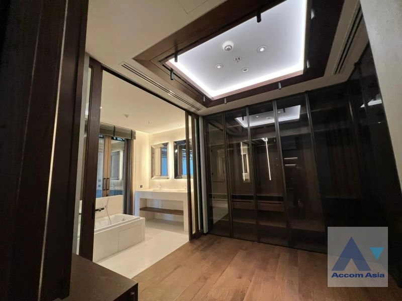 8  3 br Condominium For Rent in Sathorn ,Bangkok BTS Chong Nonsi - BRT Thanon Chan at Windshell Naradhiwas AA36468