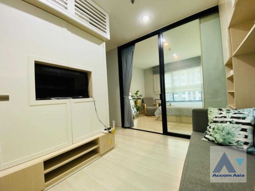 Life Asoke Condominium  1 Bedroom for Sale BTS Asok in Ratchadaphisek Bangkok