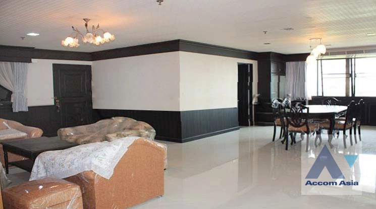  3 Bedrooms  Condominium For Sale in Sukhumvit, Bangkok  near BTS Phrom Phong (AA36480)