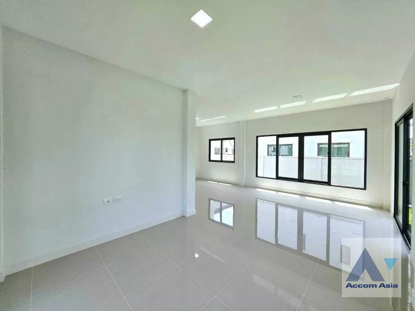 7  3 br House For Sale in  ,Samutprakan  at House AA36484