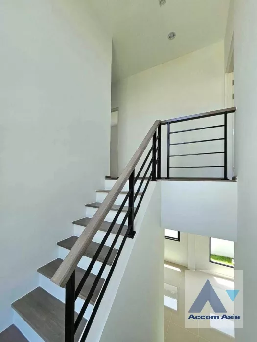 10  3 br House For Sale in  ,Samutprakan  at House AA36484