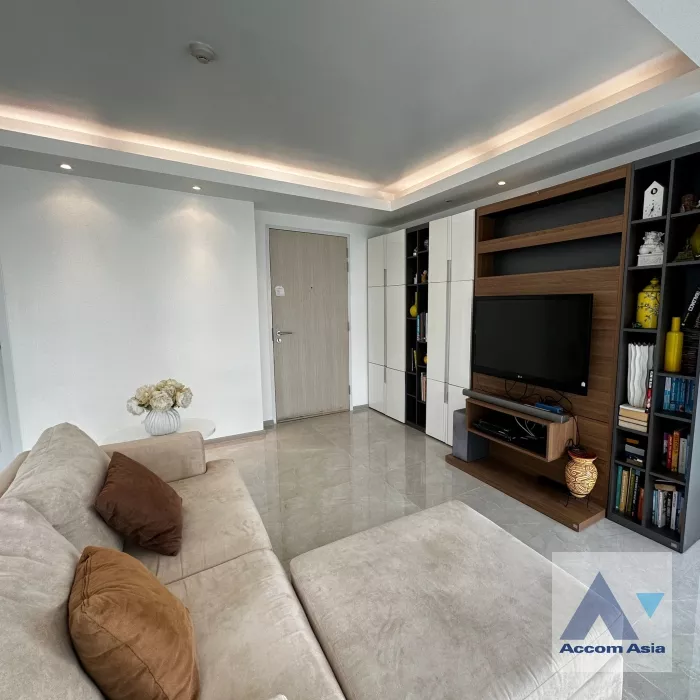 5  2 br Condominium For Sale in Silom ,Bangkok BTS Sala Daeng - MRT Silom at Focus on Saladaeng AA36503