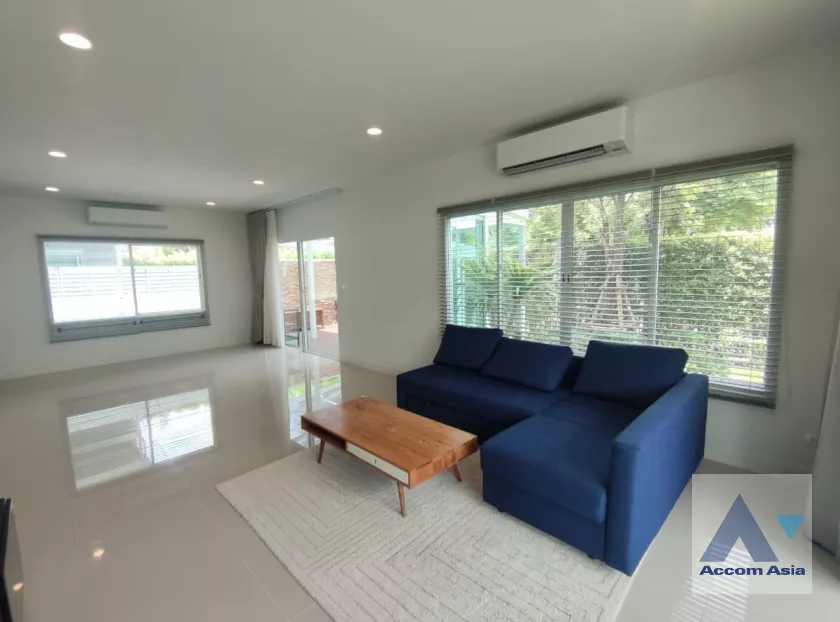 4  4 br House for rent and sale in Phaholyothin ,Bangkok  at Burasiri Panyaindra AA36514