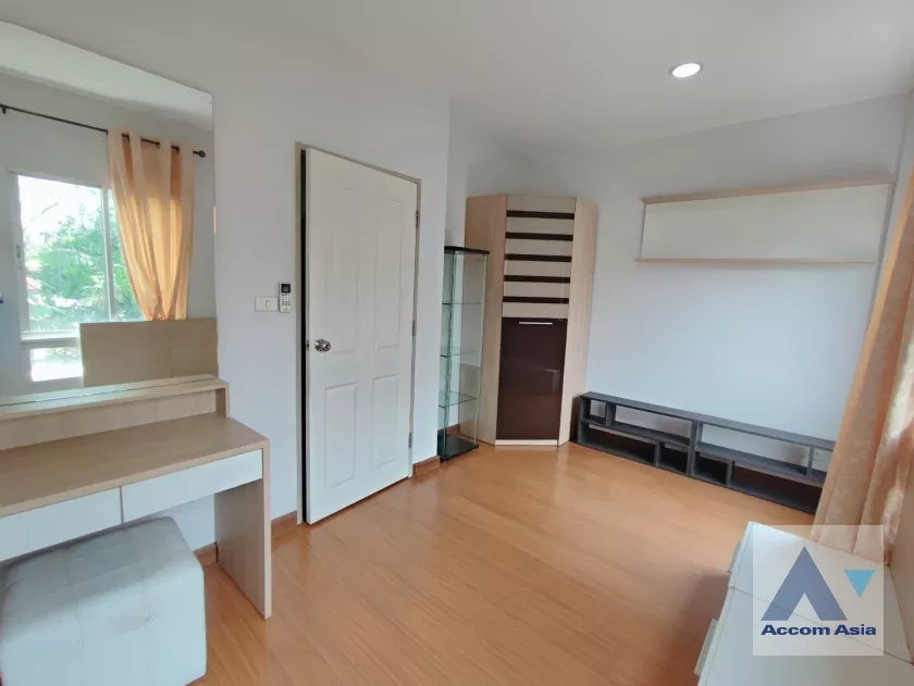 10  3 br Townhouse For Rent in Lat phrao ,Bangkok  at Baan Klang Muang The Paris Rama 9-Ramkamhaeng AA36533