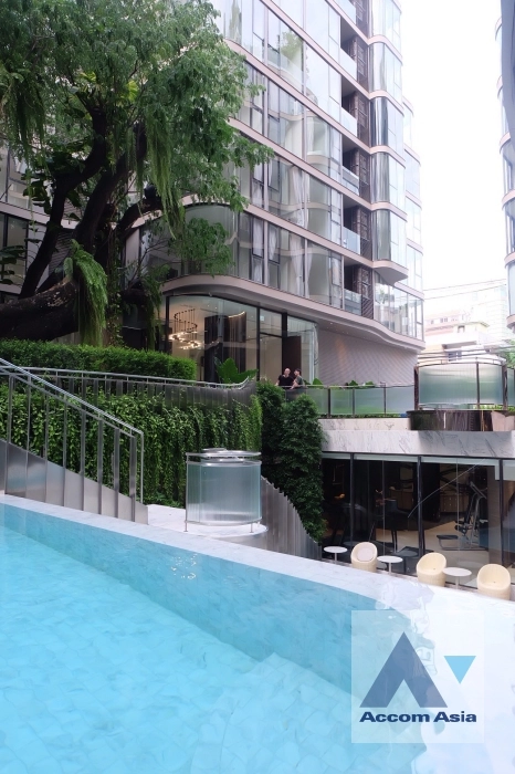  2 Bedrooms  Condominium For Rent in Sukhumvit, Bangkok  near BTS Asok (AA36559)