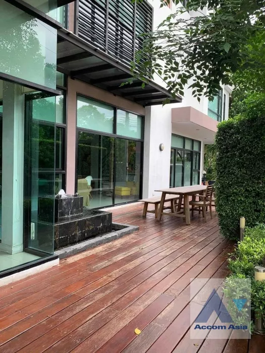 7  House For Sale in ratchadapisek ,Bangkok  AA36565