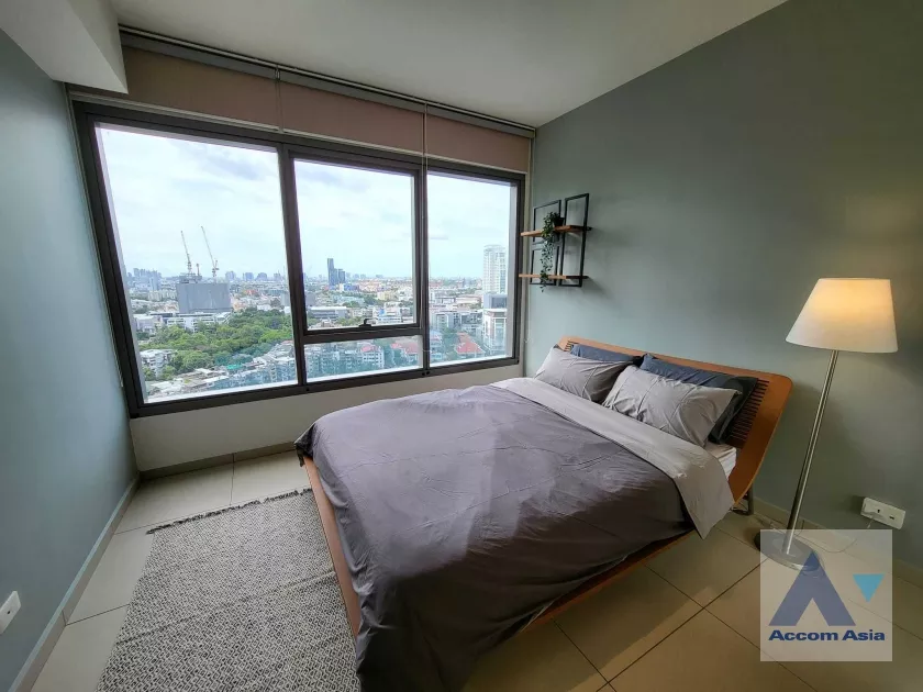 Fully Furnished | The Lofts Ekkamai 