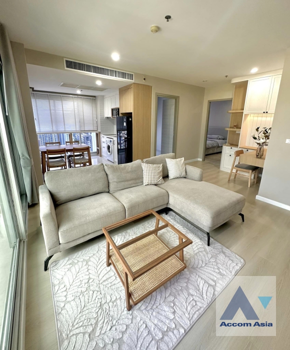  Life Ratchadapisek Condominium  2 Bedroom for Rent MRT Huai Khwang in Ratchadapisek Bangkok