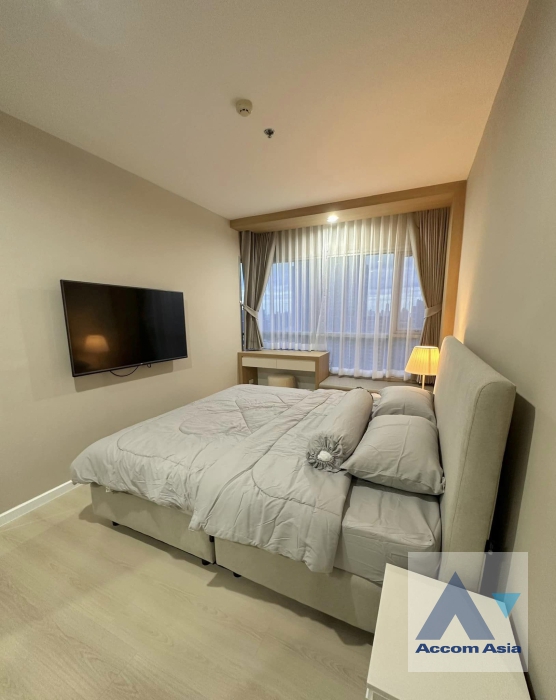 7  2 br Condominium For Rent in Ratchadapisek ,Bangkok MRT Huai Khwang at Life Ratchadapisek AA36606