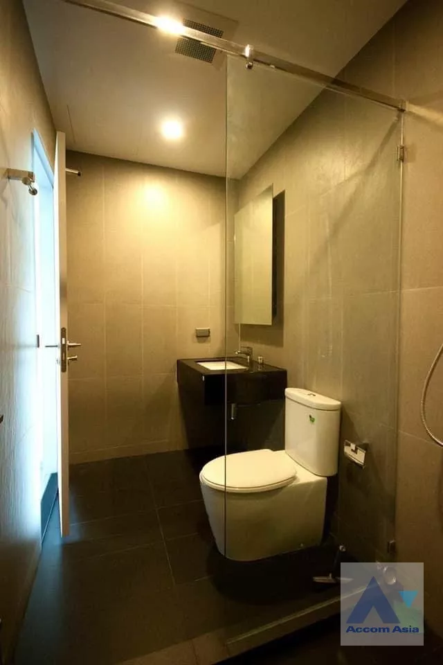 6  1 br Condominium For Sale in Dusit ,Bangkok MRT Lat Phrao at Whizdom Avenue Ratchada Ladprao AA36620