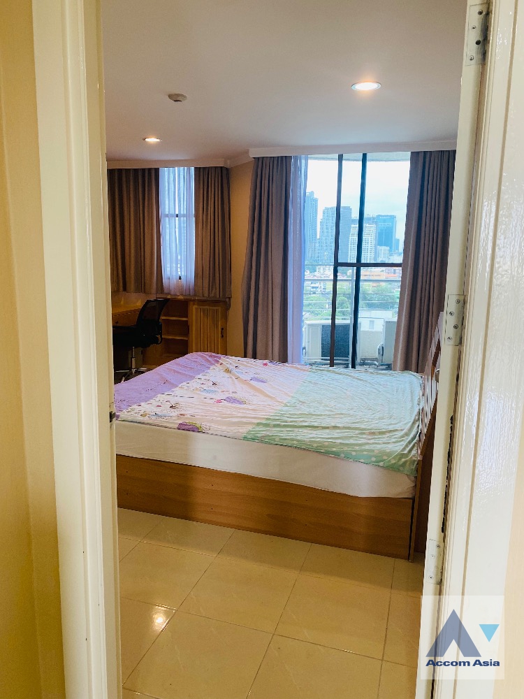 Fully Furnished | Supalai Place Tower A