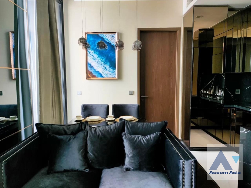 The Esse Sukhumvit 36 Condominium  1 Bedroom for Sale & Rent BTS Thong Lo in Sukhumvit Bangkok