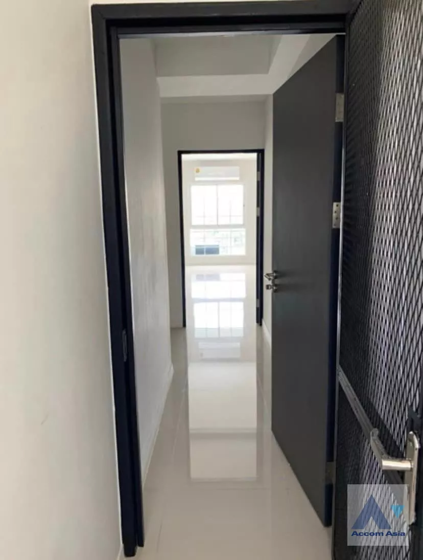 4  5 br Townhouse For Sale in Bangna ,Bangkok BTS Udomsuk at Townhouse AA36740
