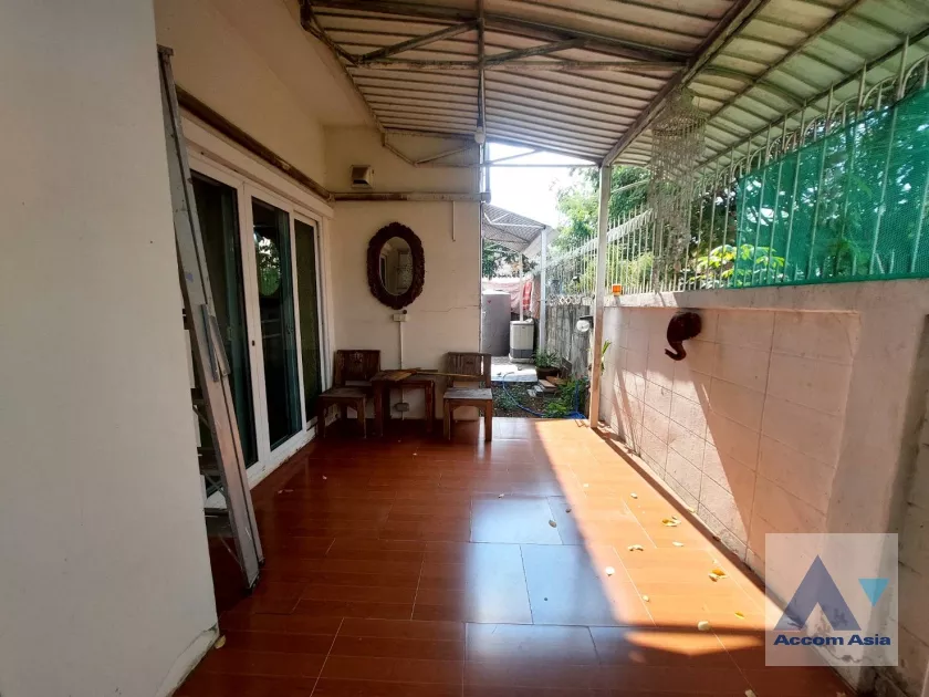  1  3 br House For Sale in Ratchadaphisek ,Bangkok  AA36765