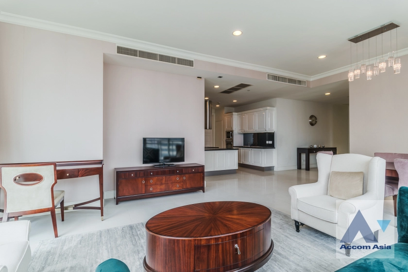  3 Bedrooms  Condominium For Sale in Sukhumvit, Bangkok  near BTS Phrom Phong (AA36791)