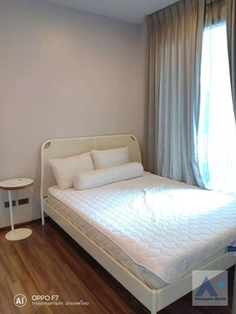  1 Bedroom  Condominium For Rent in Sukhumvit, Bangkok  near BTS Ekkamai (AA36793)