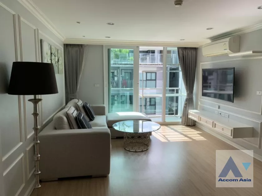  2 Bedrooms  Condominium For Rent in Sukhumvit, Bangkok  near BTS Bang Na (AA36805)