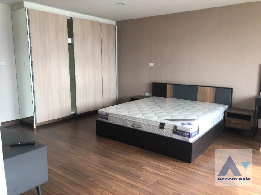 6  2 br Condominium for rent and sale in Charoennakorn ,Bangkok BTS Krung Thon Buri at Saichol Mansion AA36817