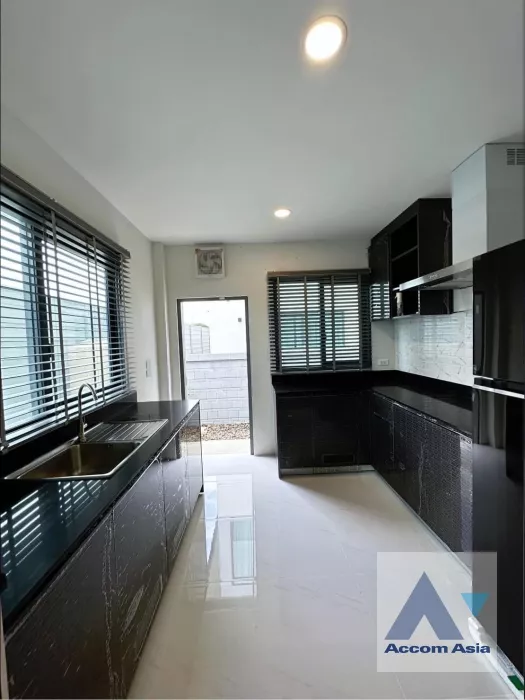 10  4 br House For Sale in Samutprakan ,Samutprakan  at The City Bangna AA36837