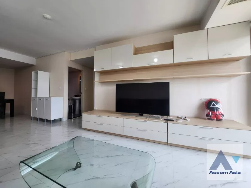  3 Bedrooms  Condominium For Rent in Phaholyothin, Bangkok  (AA36843)