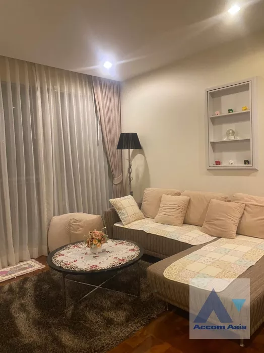  2 Bedrooms  Condominium For Rent in Sukhumvit, Bangkok  near BTS Phrom Phong (AA36869)