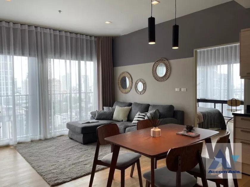  1 Bedroom  Condominium For Rent in Sukhumvit, Bangkok  near BTS Ekkamai (AA36875)