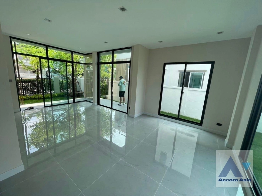  1  4 br House for rent and sale in Samutprakan ,Samutprakan BTS Bang Na at Bangkok Boulevard Bangna Km.5 AA36892