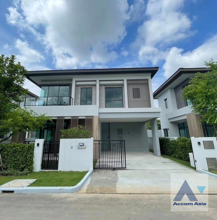  2  4 br House for rent and sale in Samutprakan ,Samutprakan BTS Bang Na at Bangkok Boulevard Bangna Km.5 AA36892