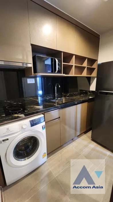  1 Bedroom  Condominium For Rent in Sukhumvit, Bangkok  near BTS Thong Lo (AA36895)