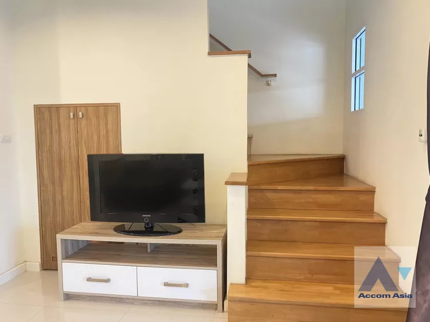 6  3 br Townhouse For Rent in Pattanakarn ,Bangkok ARL Hua Mak at House AA36916