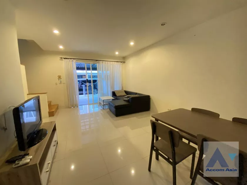 13  3 br Townhouse For Rent in Pattanakarn ,Bangkok ARL Hua Mak at House AA36916