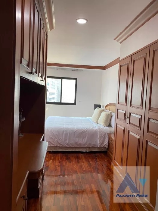 8  3 br Apartment For Rent in Sukhumvit ,Bangkok BTS Asok - MRT Sukhumvit at Comfortable for Living AA36918