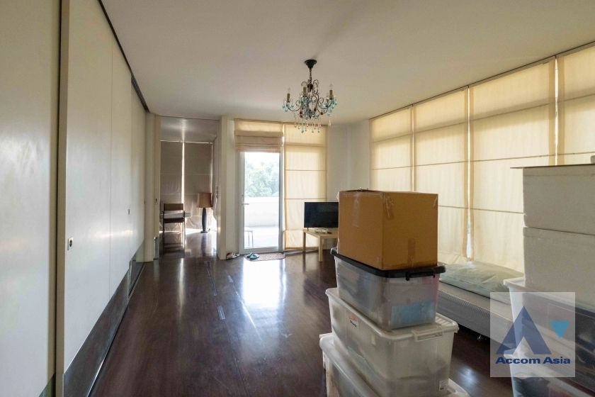 54  10 br House For Sale in Sukhumvit ,Bangkok BTS Ekkamai AA36926