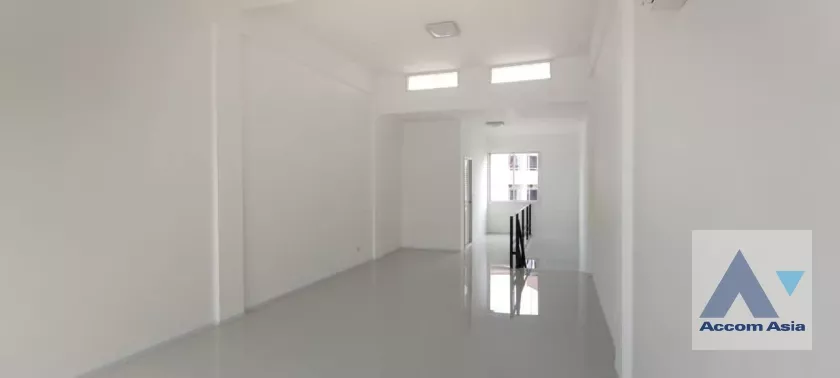 14  4 br Office Space For Rent in Latkrabang ,Bangkok  at VIZIO Ramkhamhaeng AA36933