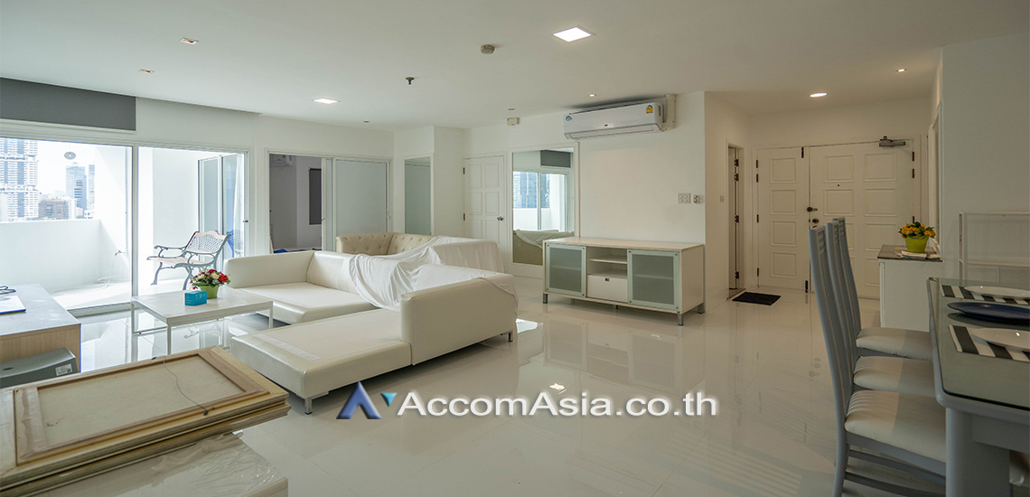 Pet friendly |  3 Bedrooms  Condominium For Rent in Sukhumvit, Bangkok  near BTS Thong Lo (25116)