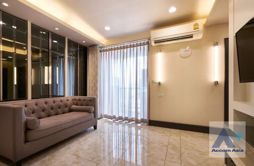  1  2 br Condominium For Sale in Phaholyothin ,Bangkok BTS Phaya Thai at Pathumwan Resort AA36995