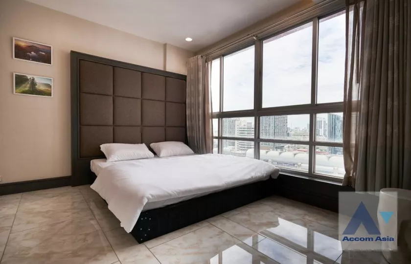 5  2 br Condominium For Sale in Phaholyothin ,Bangkok BTS Phaya Thai at Pathumwan Resort AA36995