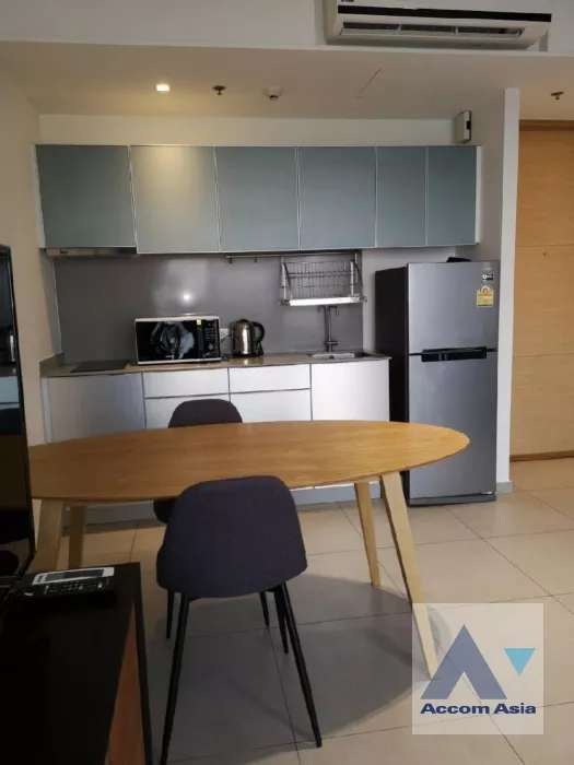  1 Bedroom  Condominium For Rent & Sale in Sukhumvit, Bangkok  near BTS Ekkamai (AA37003)