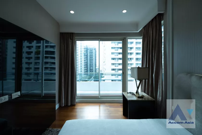 18  2 br Condominium For Rent in Ploenchit ,Bangkok BTS Chitlom at Q Langsuan  AA37007